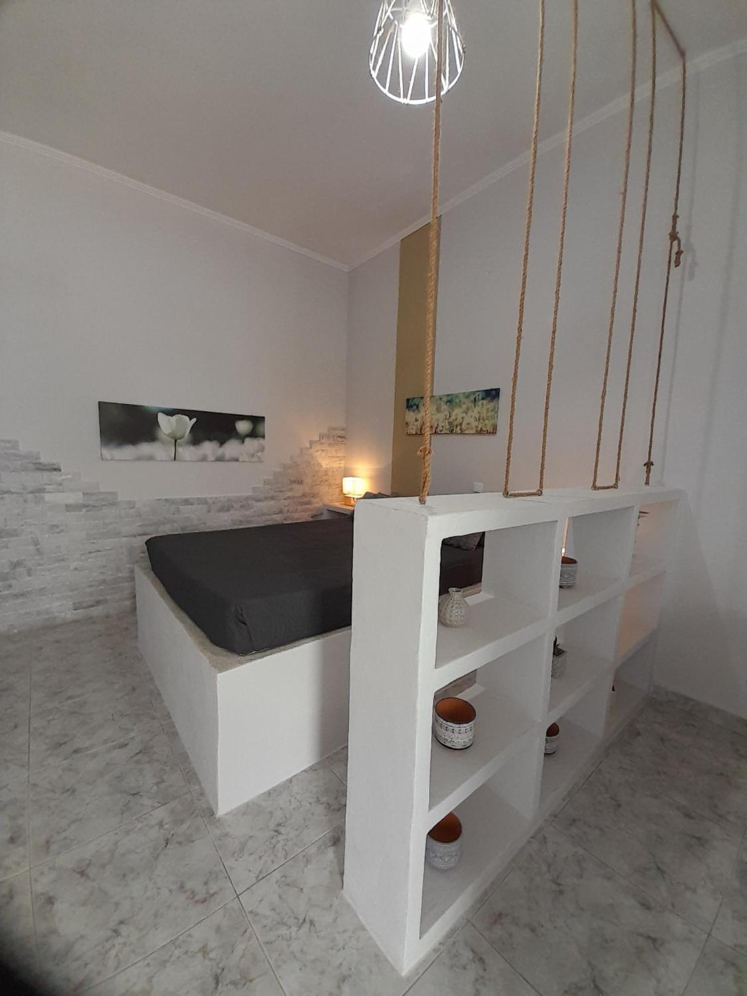 Overhill Apartments Adamas Zewnętrze zdjęcie